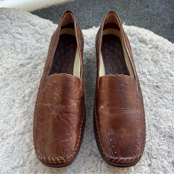 Walking Cradles Elite Brown Leather Slip On ELITE TIPPY Square Toed Loafers - Picture 2 of 14